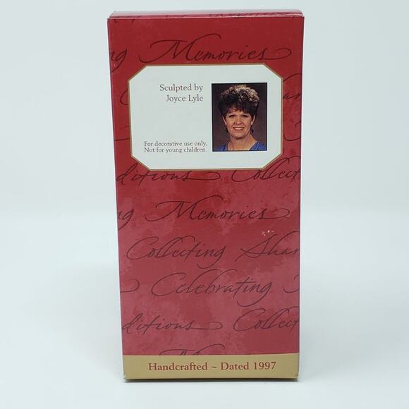 1997 Hallmark Elegance on Ice Handcrafted Keepsake Holiday Christmas Ornament. - Picture 2 of 7